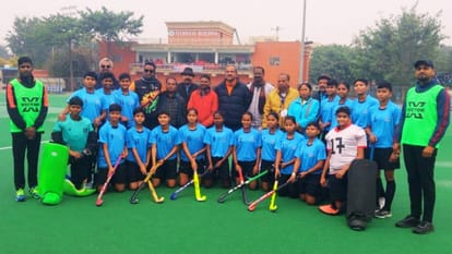 Handball competition Vikas Inter College crowned champions thanks to Ayushi decisive goal
