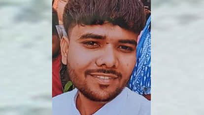 Kanpur: Transporter and young man killed in vehicle collision, three injured