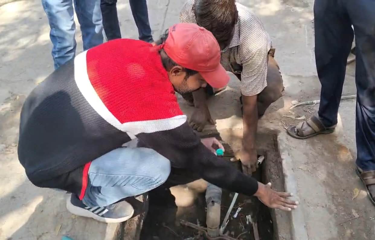 Indore: After Bhagirathpura, the corporation is worried about dirty water, councilors are distributing numbers