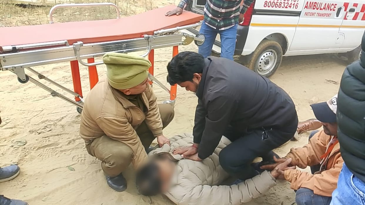 sub inspector died of heart attack at the post-mortem house in Budaun