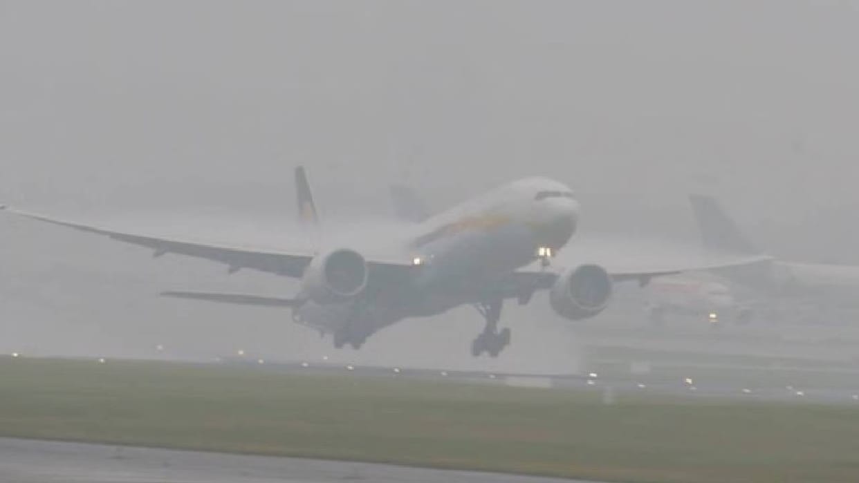 Fog Alert three-hour journey takes 13 hours disrupts flight schedules causing daily delays inconvenience