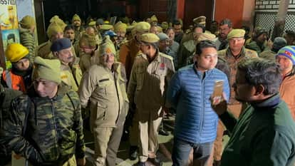 UP news Electricity theft in Sambhal mini power station discovered DM and SP conducted a raid