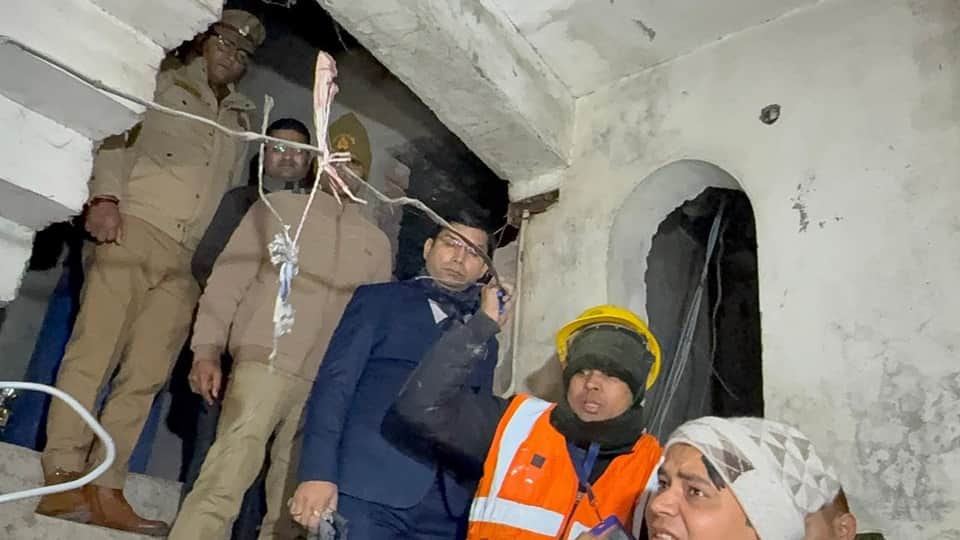 Sambhal Electricity theft : Action taken 101 locations, including mosque; special devices were installed