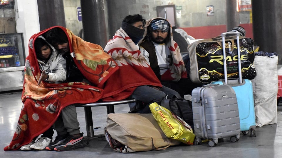 Mahananda cancelled due to fog, Amrapali arrived eight hours late