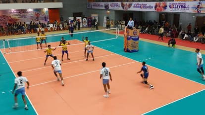 National Volleyball tournament longest match lasting one and half hours played between MP and Bihar