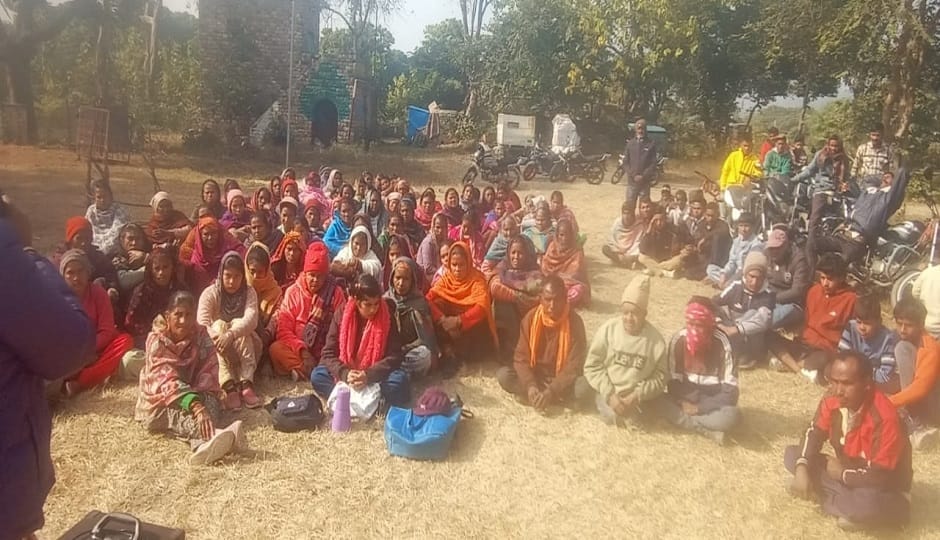 the first time in Bhalaun, a tigress attacked and killed a laborer; 700 villagers are in a state of panic