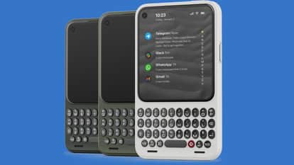 clicks Communicator keypad smartphone ces 2026 blackberry style