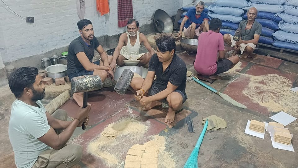 sweetness of Hathras Gajak