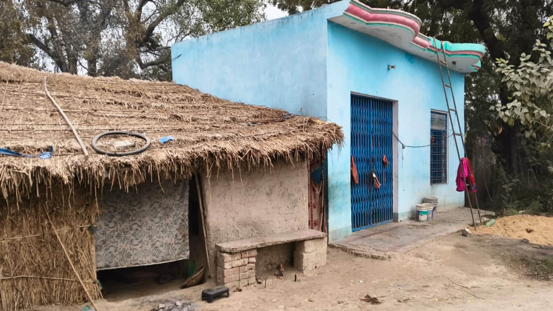 Triple Murder: Accused Mukesh was sent to jail, the village was plunged into silence, and everyone was shocked