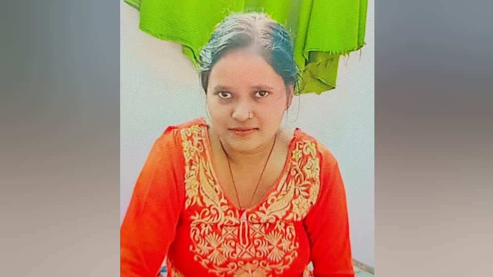 prayagraj tripal murder Son killed his father, sister, and niece over a land dispute In prayagraj see photos