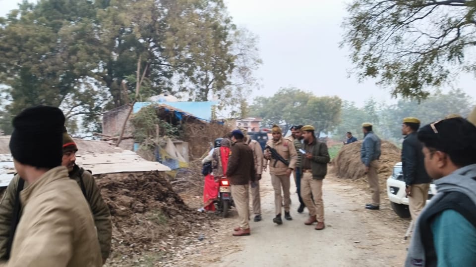 prayagraj tripal murder How did he carry body alone on a motorcycle murder was talk of the village