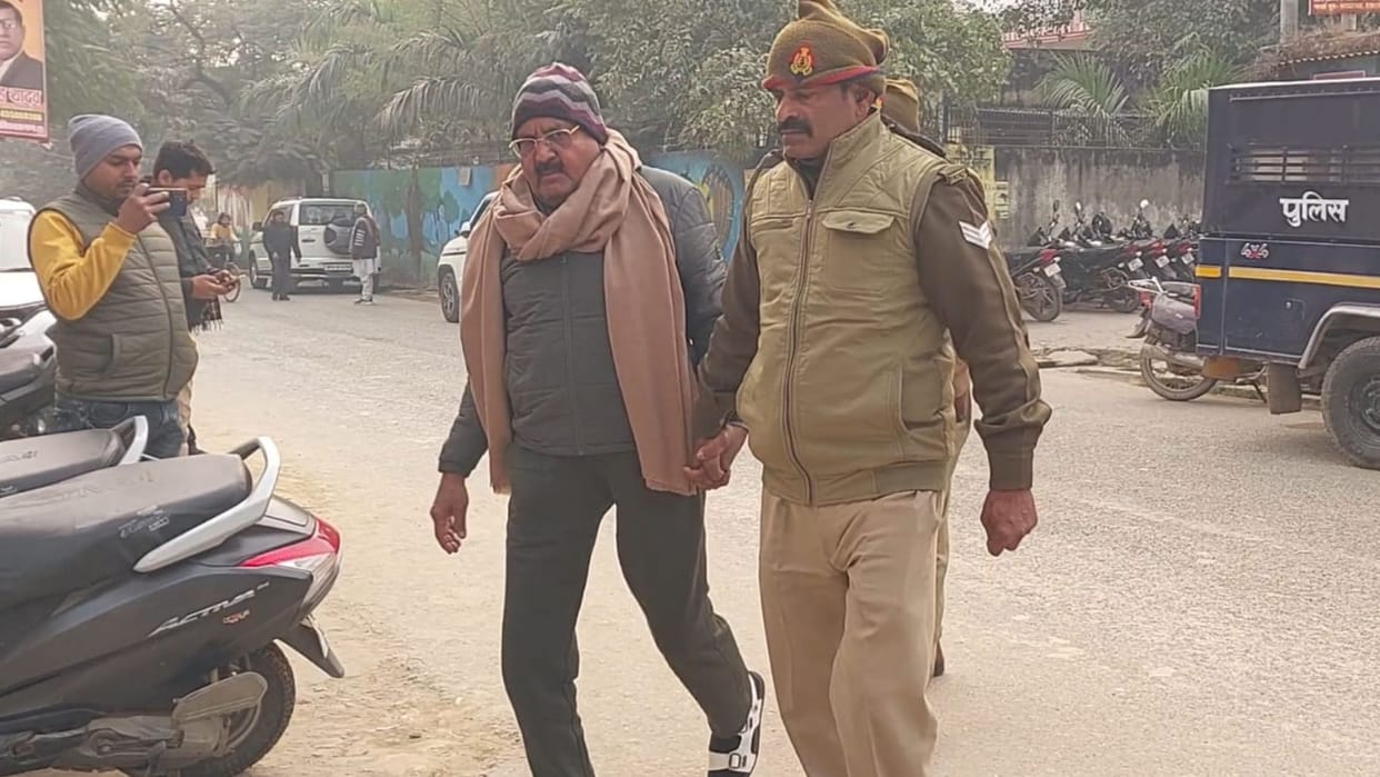 Cough syrup smuggling accused Sarvansh Verma bail cancelled in ghazipur