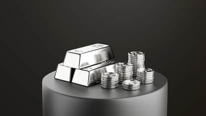 Silver Prices Hit Record High at Rs 2.90 Lakh per Kg Buyers Vanish from Bullion Markets