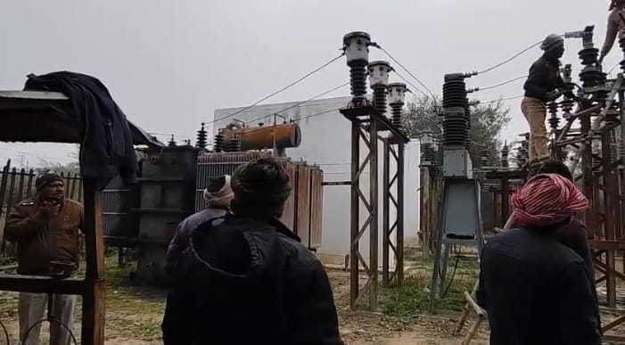 Kanpur Burglary at Sarsaul power house drill machine cutter diesel drum stolen police say case is suspicious