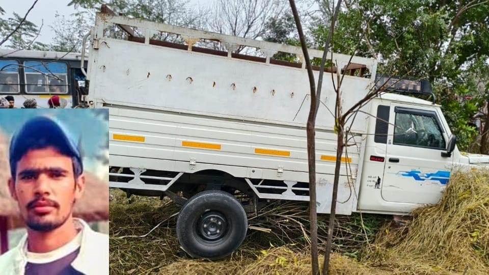 Collision between motorcycle and pickup in Mansa three died including two brothers Punjab accident news