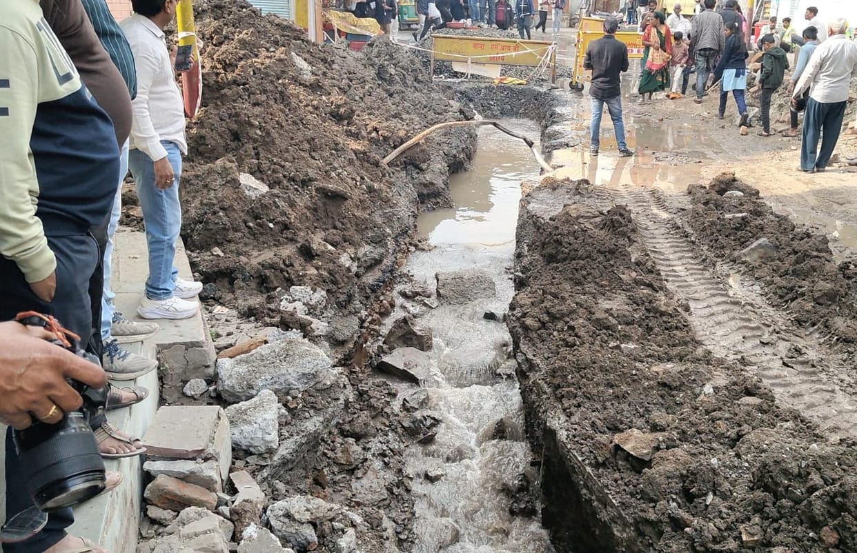 Indore: 20 km line will be replaced in Bhagirathpura of Indore, then clean water will be available.