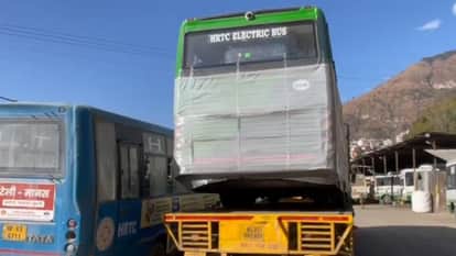 Solan electric bus kept roaming around in a trailer for three days while waiting for an auspicious time