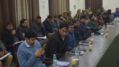 Grievance Redressal Day: Complainants came applications and returned assurances –reality of Moradabad division