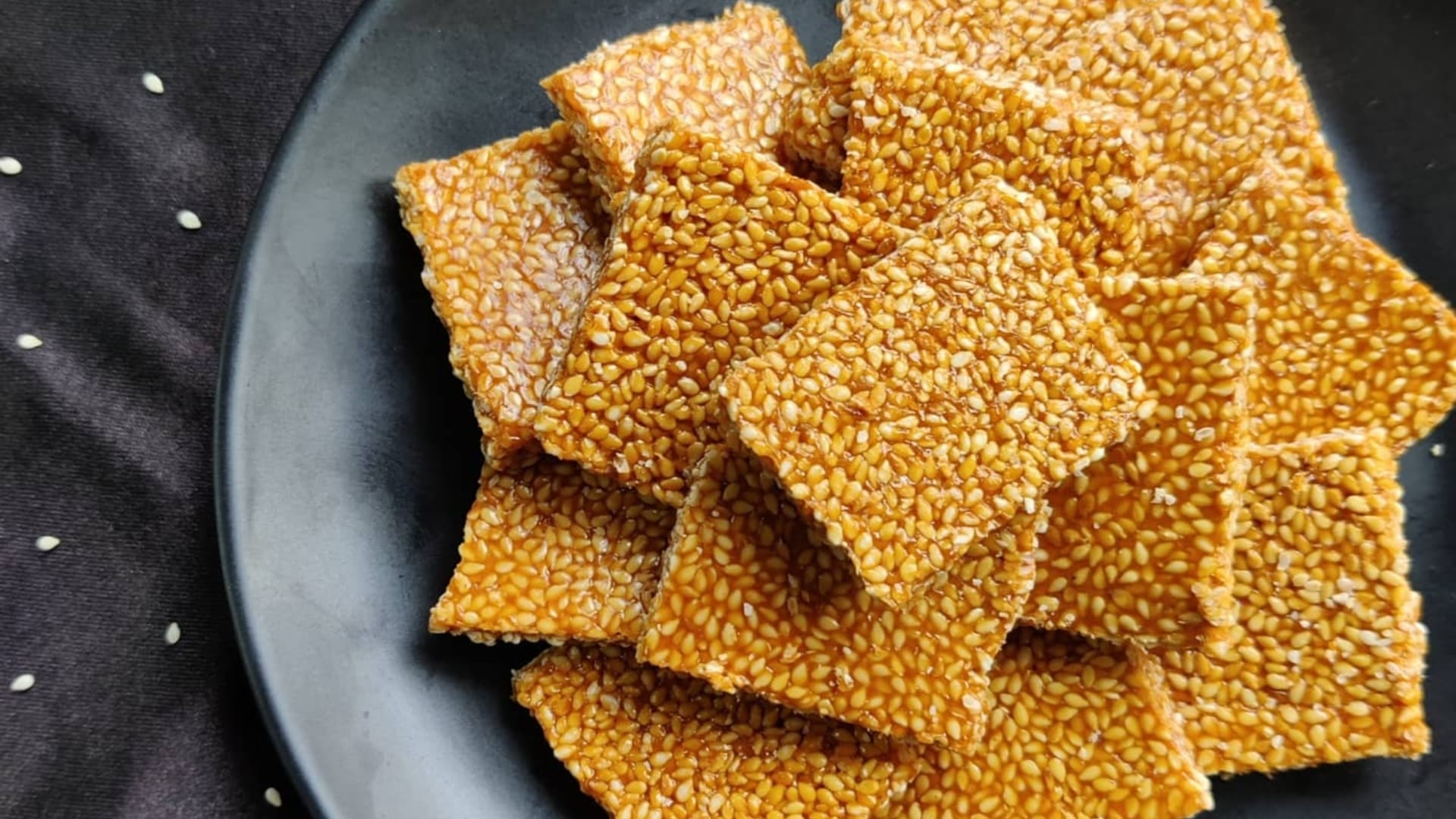 Lohri 2026 Special Classic Punjabi Recipes in Hindi to try at home lohri me banae ye khas punjabi dishes