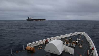 Russian MP issues nuclear threat, says 'sinking American ships' would stop US after tanker seizure