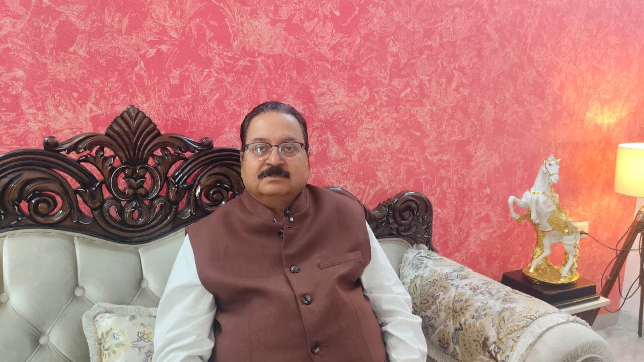 PHE विभाग के पूर्व अधीक्षण यंत्री आरबी राय