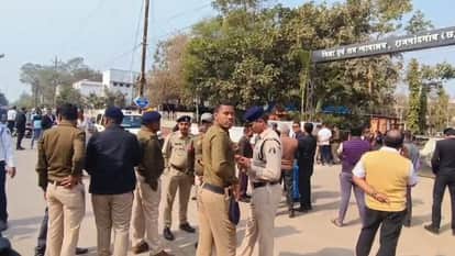 threatening email claiming the presence of a bomb was received at the district court in Rajnandgaon