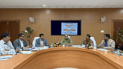 Korba State Food Commission Chairman reviews welfare schemes