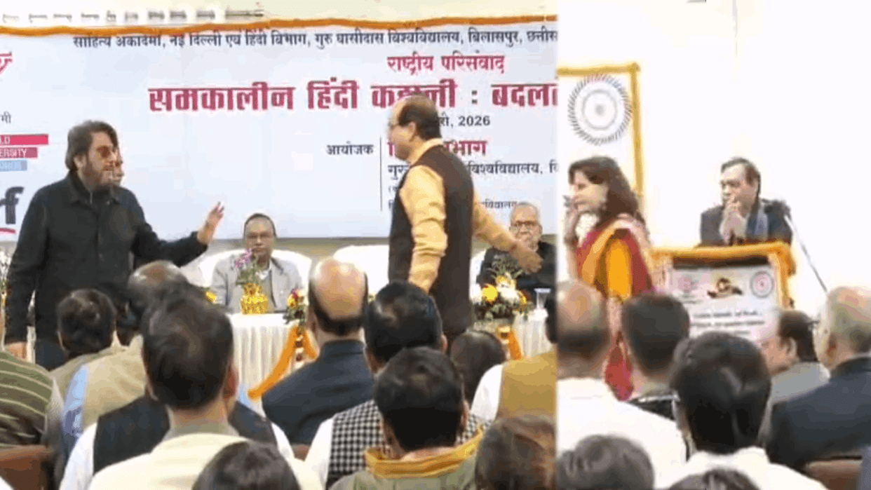 Vice-Chancellor removed writer Manoj Rupda from stage Bilaspur GGCentral University