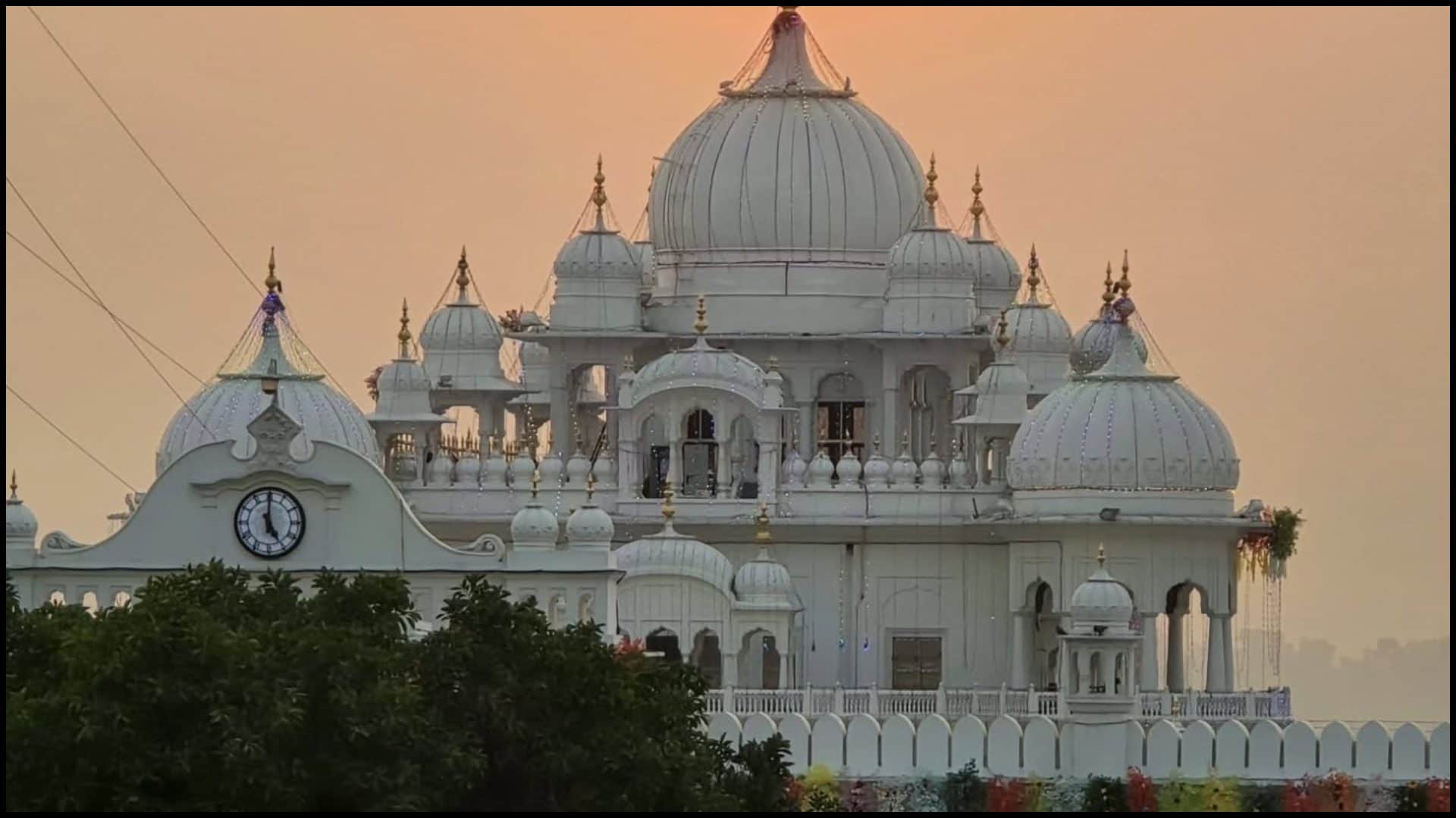 Lohri 2026 Must Visit Famous Gurudwara In India Golden Temple and bangla Sahib