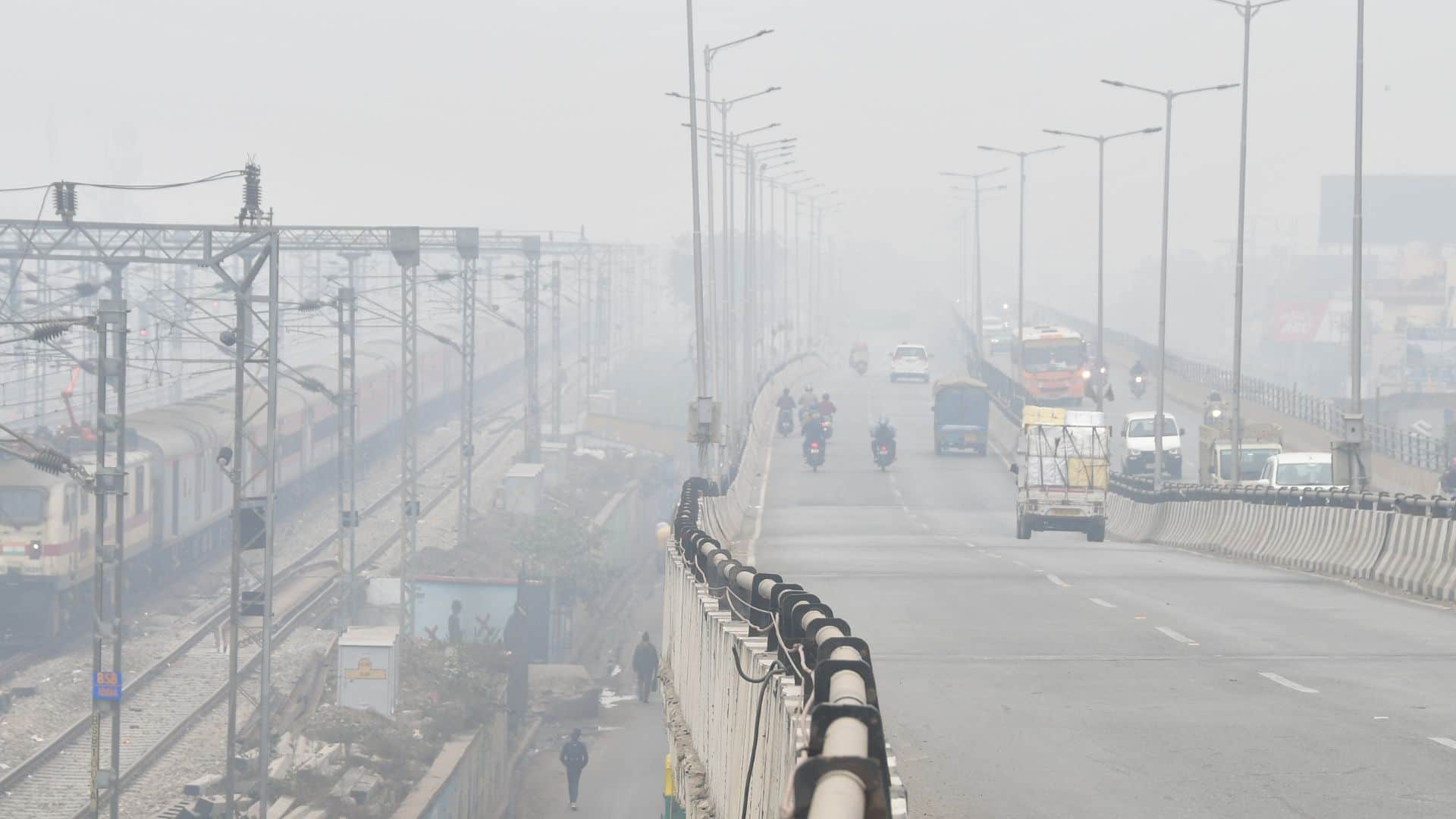 After 28 days solar panels in Varanasi generated more than 6 units of electricity enjoy sunshine