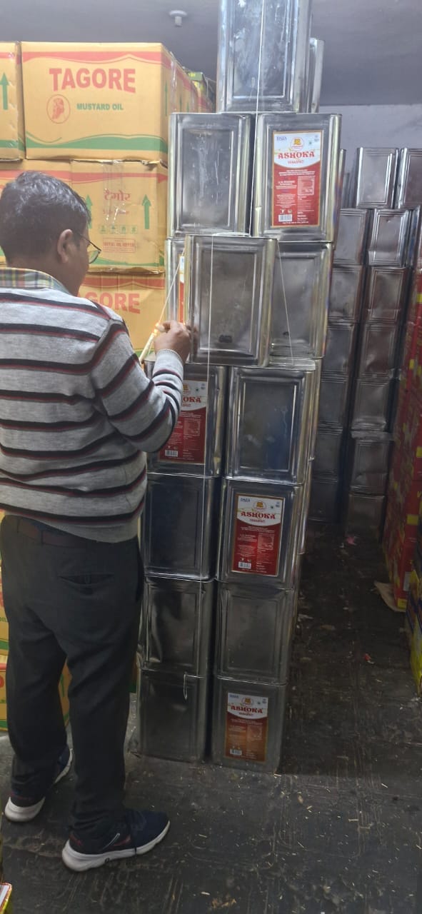 Major Action Under ‘Pure Food Campaign’ in Jaipur, 10,000 Litres of Vanaspati Ghee Seized