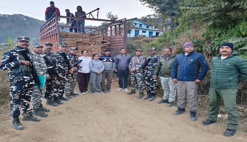 160 illegal planks and beams were found in a house in Jalturi in pithoragarh