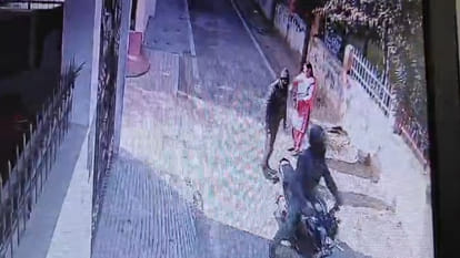 Kanpur: Thieves snatched a gold chain under the pretext of asking for directions