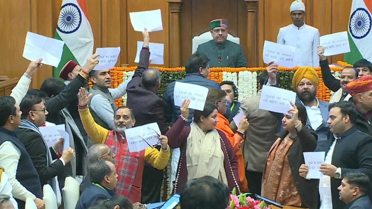 Delhi Assembly: winter session of the Assembly extended by a day.