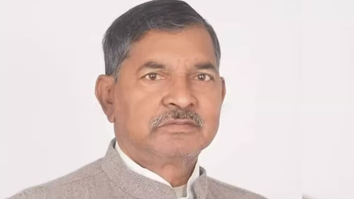 Samajwadi Party MLA of sonbhadra Vijay Singh Gond passed away in SGPGI