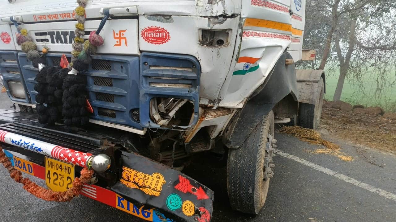 Five people died including father and sons in road accidents in Bareilly
