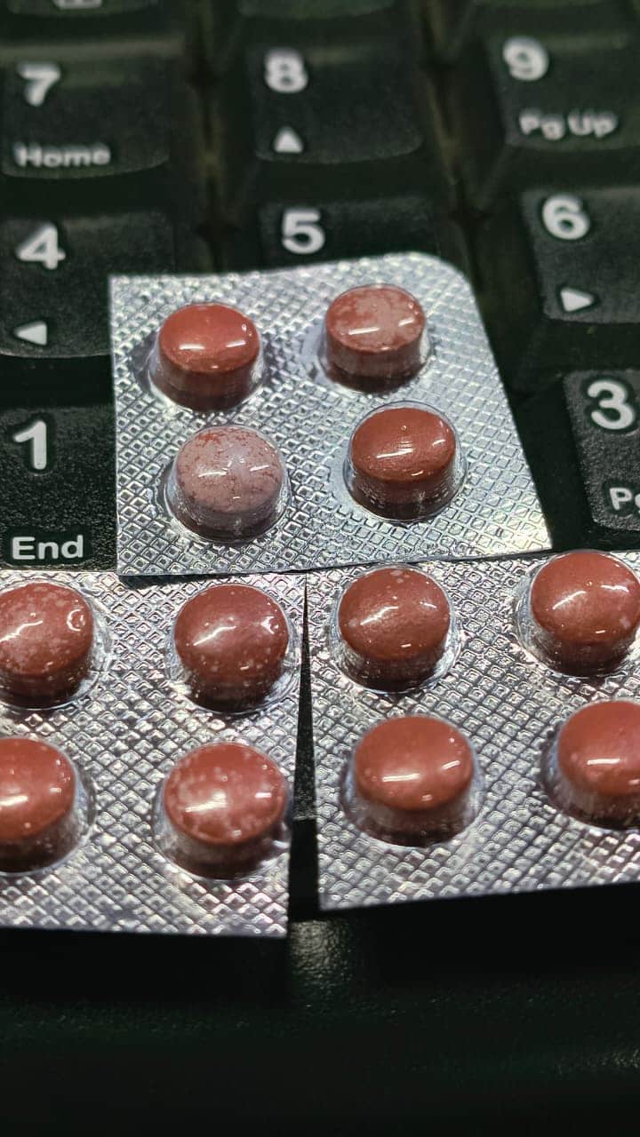 फंगस लगी दबाएं