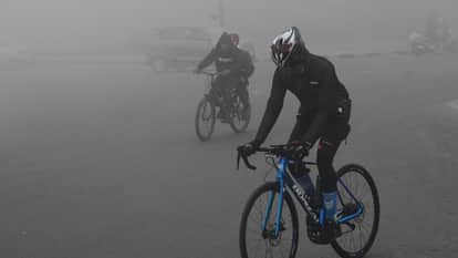 Punjab shivers in cold wave Dense fog reduces visibility weather department issues six day alert