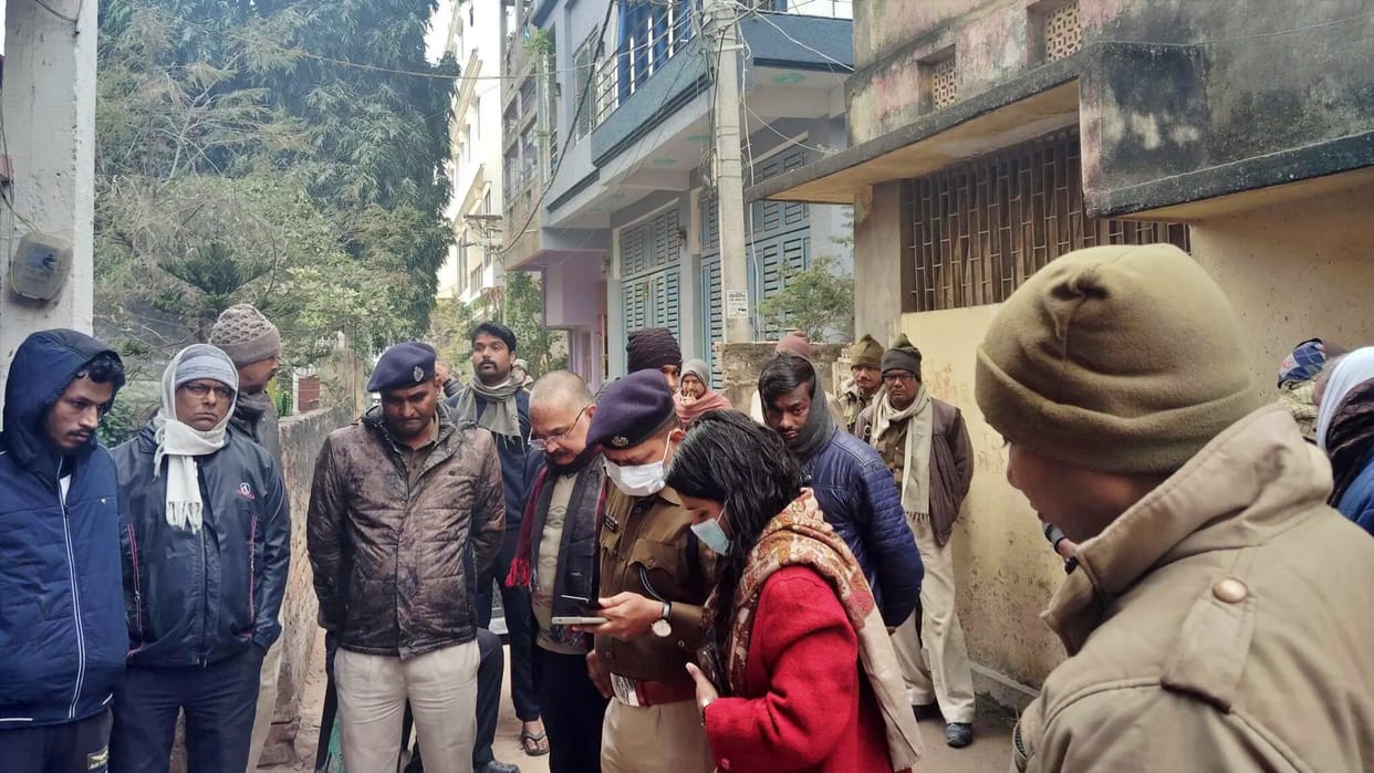 Hajipur News Blood-soaked body of BJP leader's brother recovered investigation from both murder-suicide angles