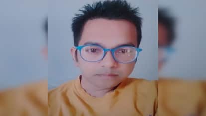 A young man committed suicide by jumping from a building at Saket Court