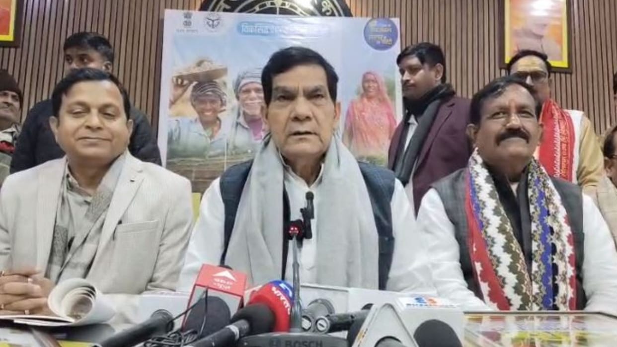 Energy Minister AK Sharma said Akhilesh yadav wants government with help of infiltrators