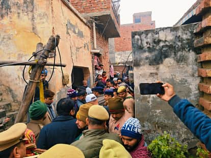 Dalit woman murdered: Tension in Kapsad, heavy police force deployed, demands for the recovery of the abducted