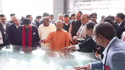 Defence Minister Rajnath Singh, CM Yogi Adityanath inaugurates Ashok Leyland’s EV plant in Lucknow.