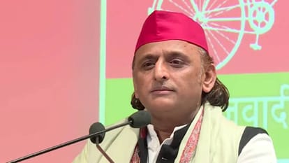Akhilesh said: The discrepancy between the central and state voter lists has exposed the governments, and vote