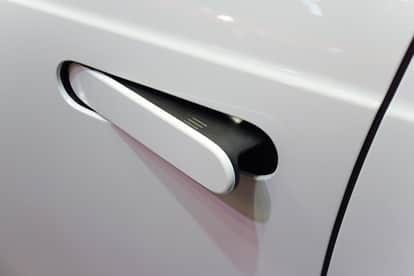 Are Flush Door Handles Dangerous? US Lawmakers Propose New Car Safety Rules