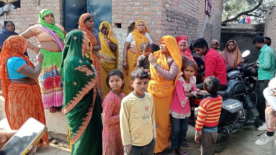 Two sisters drowned in a pond in Shahjahanpur