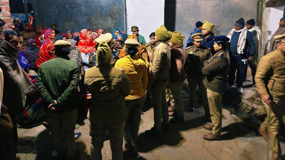 Meerut Murder and Kidnapping: Kapsad Village Turned Into Fortress, Barricades Set Up 2.5 km Away