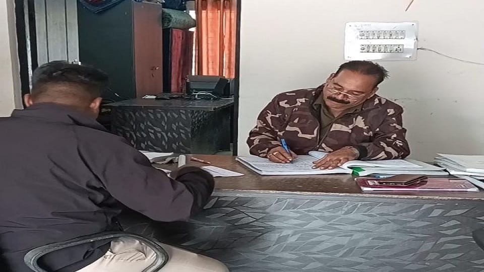 पुलिस मामले में आगे की कार्रवाई में जुटी