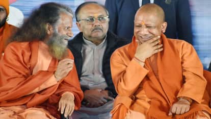 Chidanand Muni said – when the Yogi era began, Atiq also became the past.