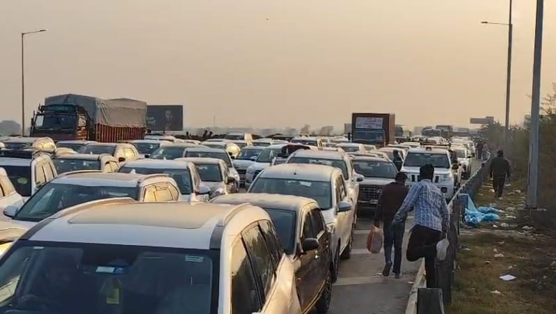 Bhim Army chief Chandra Shekhar going to Meerut stopped by police leading to uproar